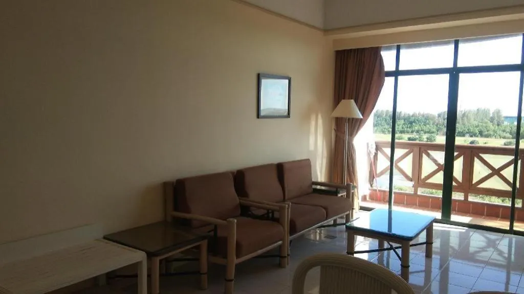 Oyo Home 90533 Nomadic Town Condo Malacca 2*,