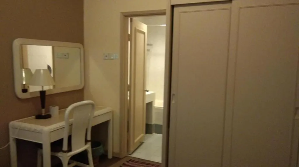 Oyo Home 90533 Nomadic Town Condo Malacca Malasia