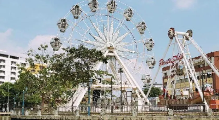 Oyo Home 90533 Nomadic Town Condo Malacca Ξενοδοχείο