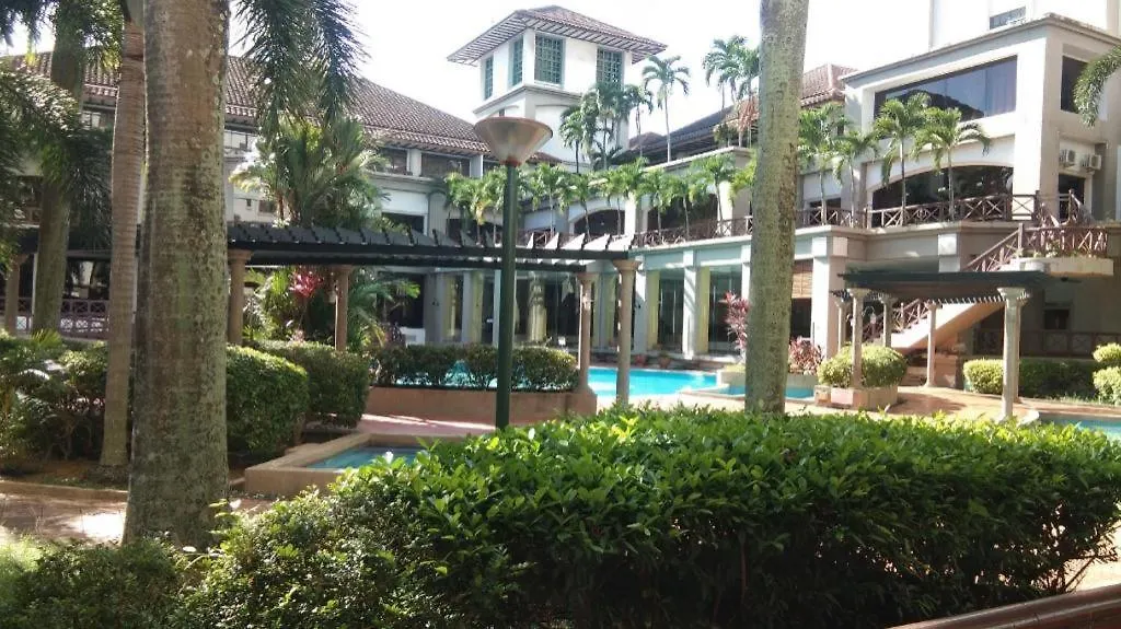 Oyo Home 90533 Nomadic Town Condo Malacca